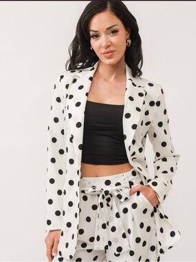 Gianni Bini Beige Blazer with Black Polka Dots